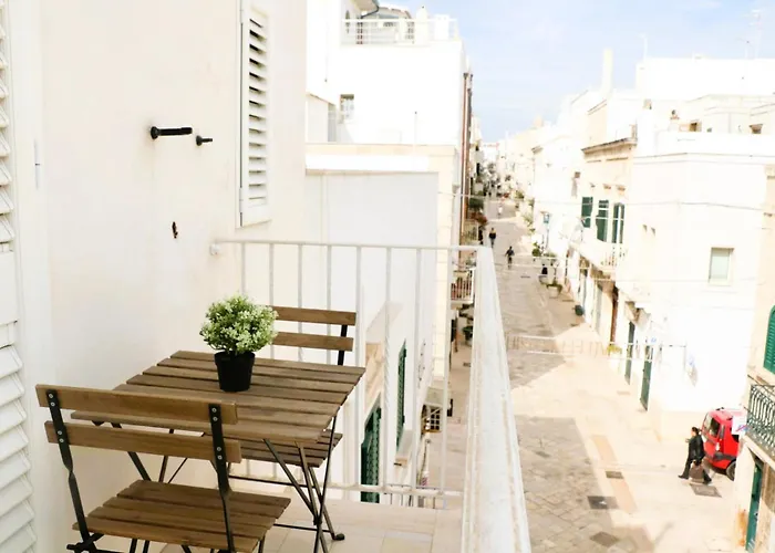 Mediterraneo House